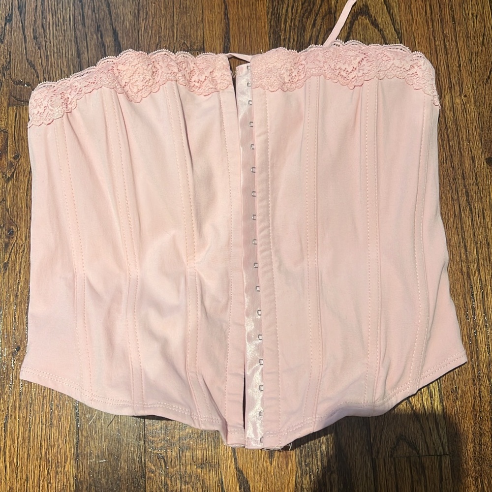 Garage Elegant Pink Lace Corset